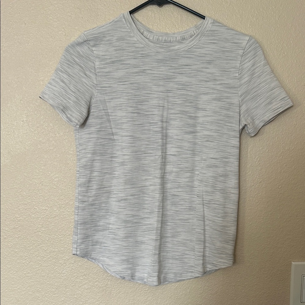Lululemon Gray Short Sleeve T-Shirt